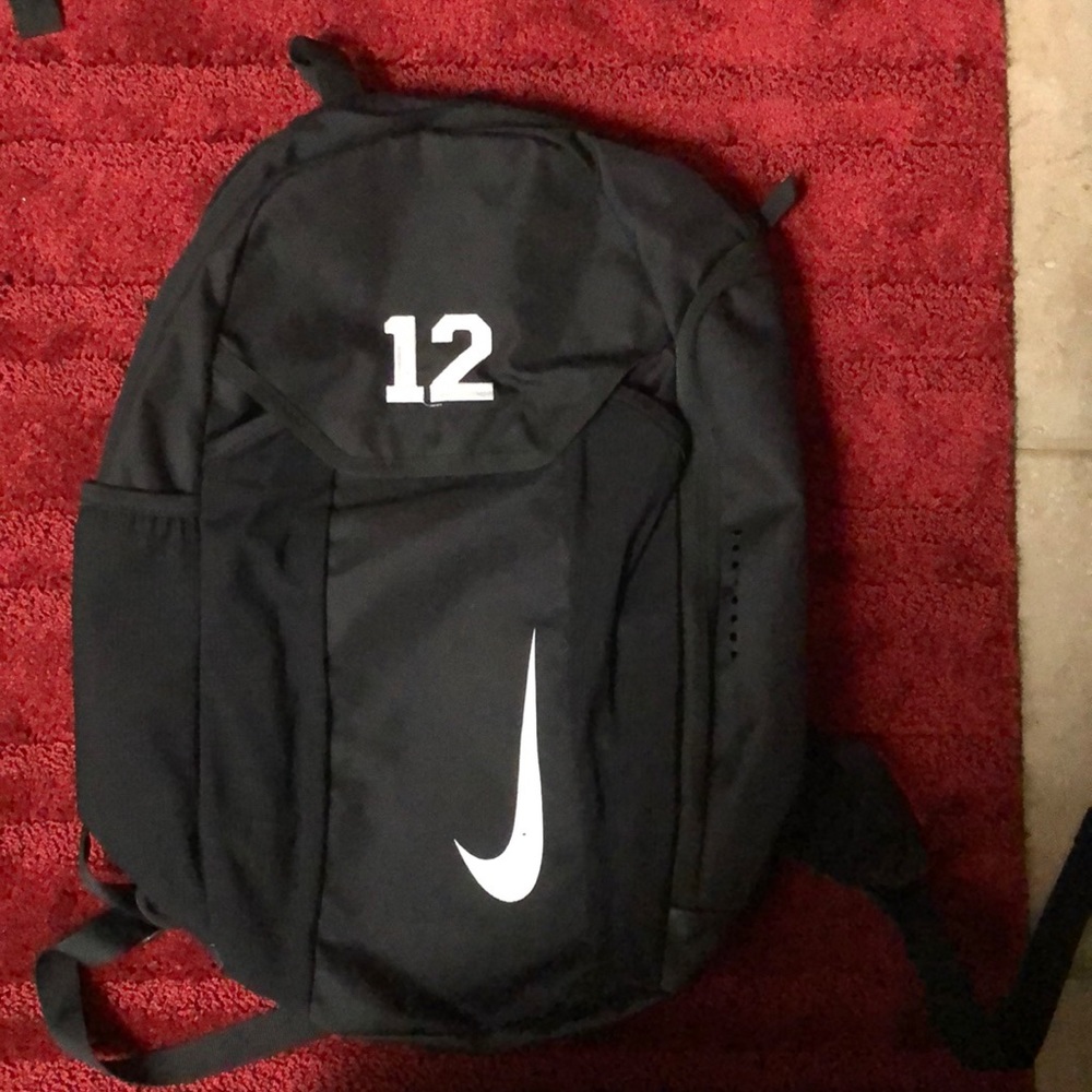 NIKE BACKPACK